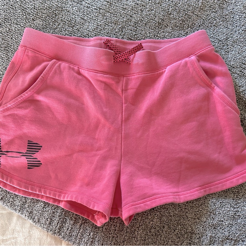 Under Armour Youth XL Shorts